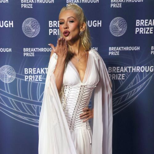Christina Aguilera to unveil 'personal' documentary at same time as new music