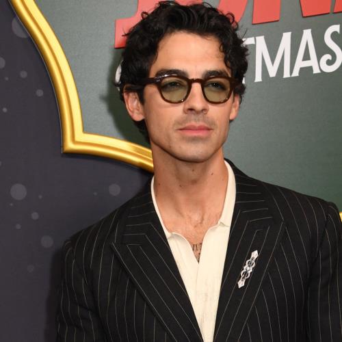 Joe Jonas goes Instagram official with Tatiana Gabriela