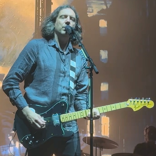 Snow Patrol honoured as inaugural recipients of Official Charts Hall Of Fame Award
