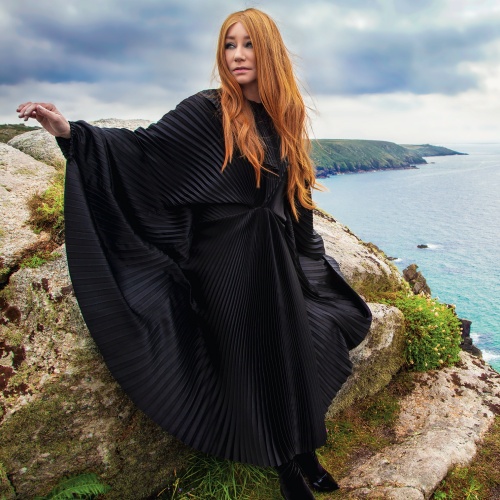 Global music icon Tori Amos returning to UK stage in 2023